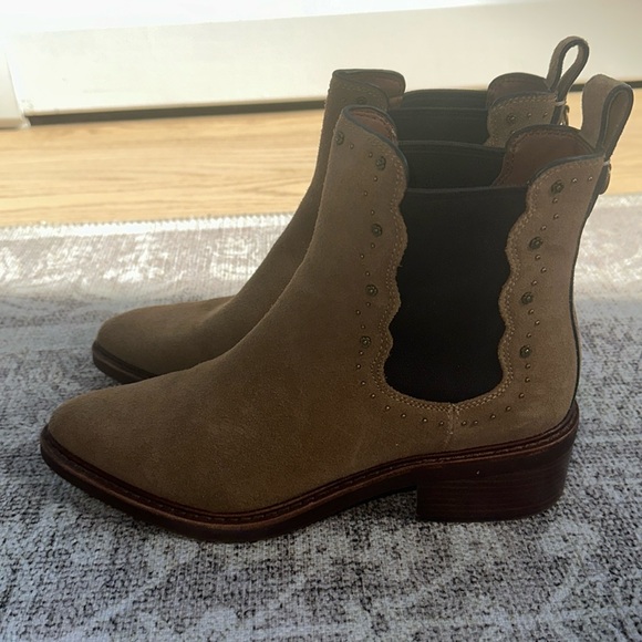 COACH Bowery Chelsea Boot - Picture 10 of 11